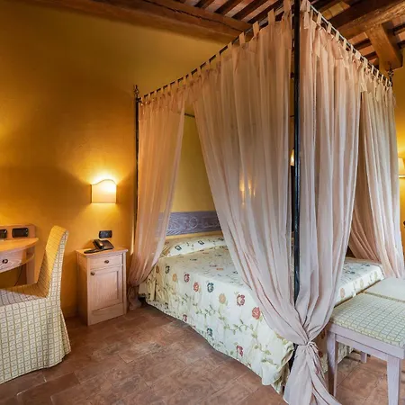 Borgo Lanciano Hotel Castelraimondo Exterior photo
